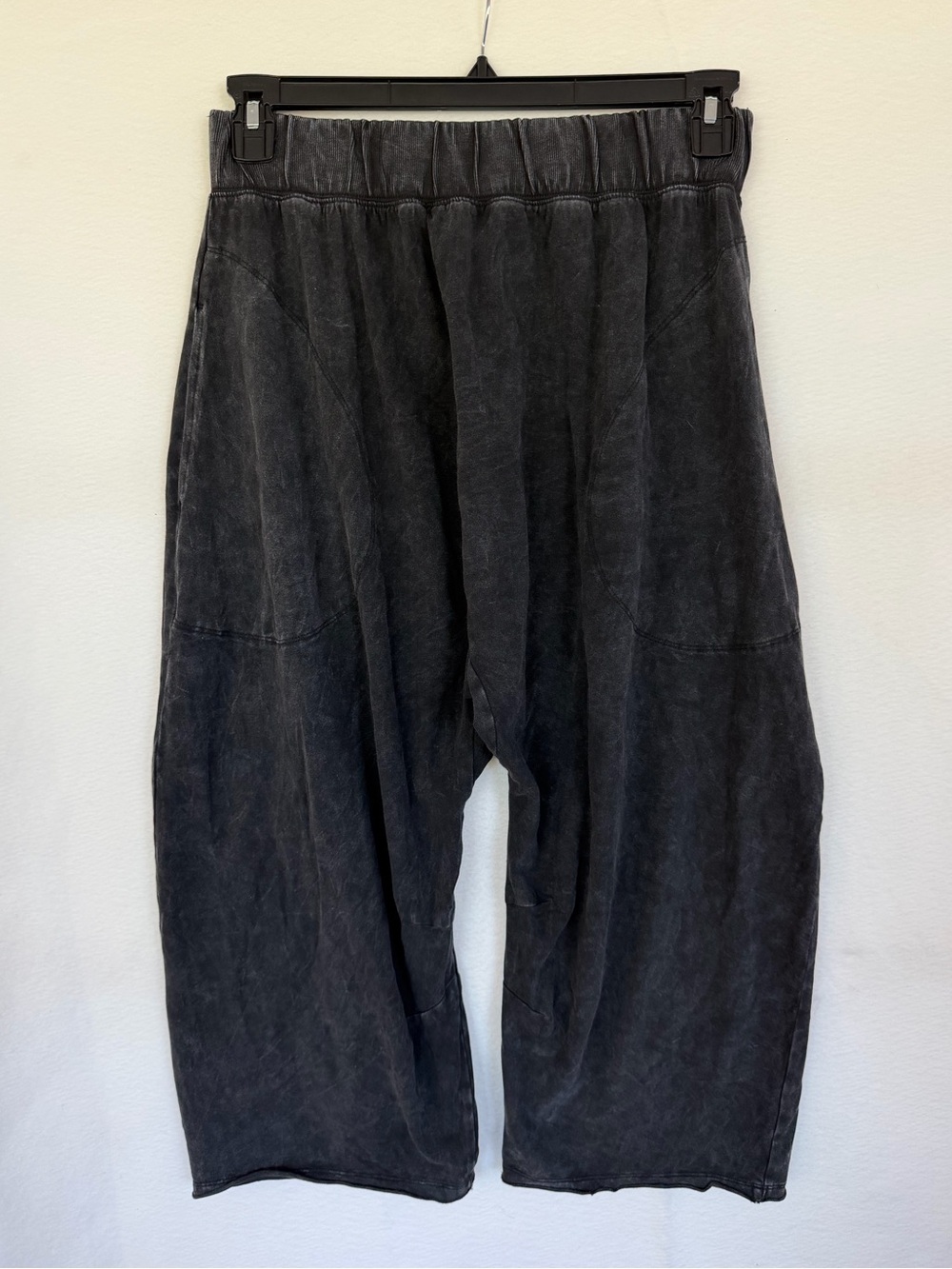 Free People Movement Washed Black Cropped Pull on Pants